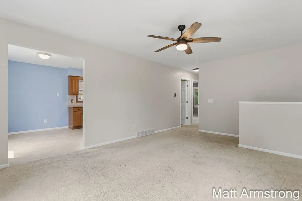 1185 52nd Street SE Kentwood City MI 49508