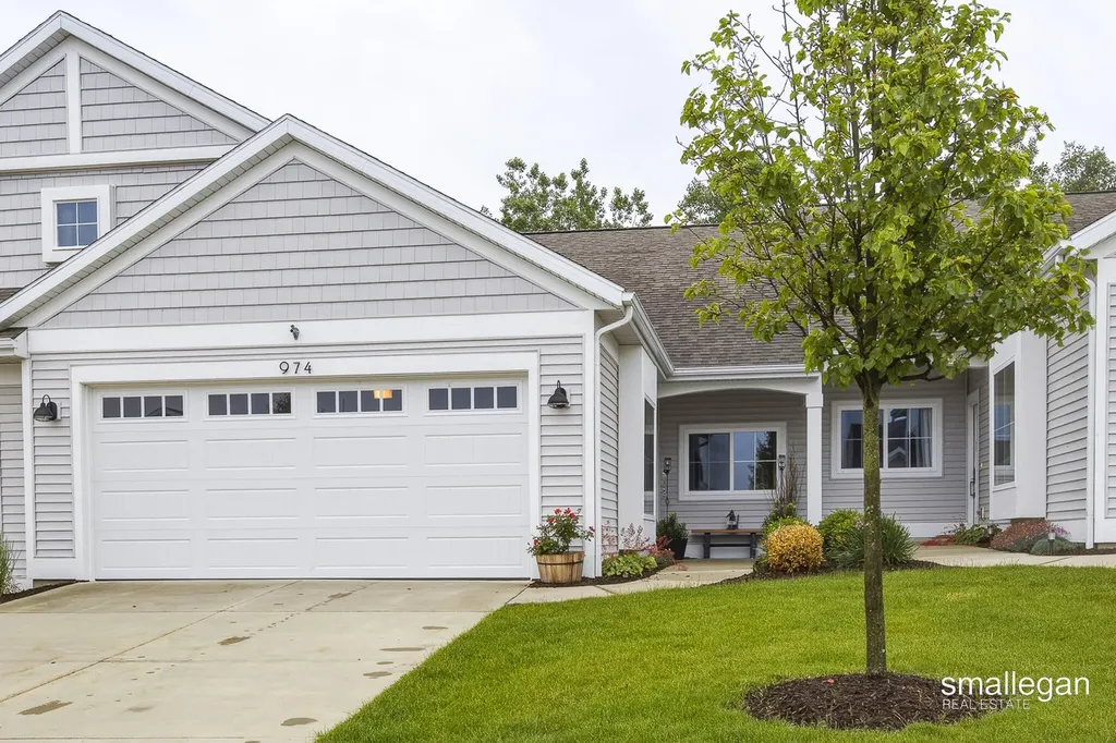 974 Castlebay Way Georgetown Charter Township MI 49426