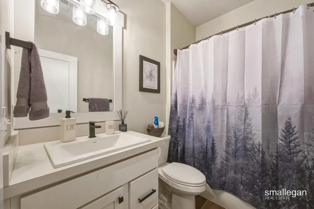 974 Castlebay Way Georgetown Charter Township MI 49426