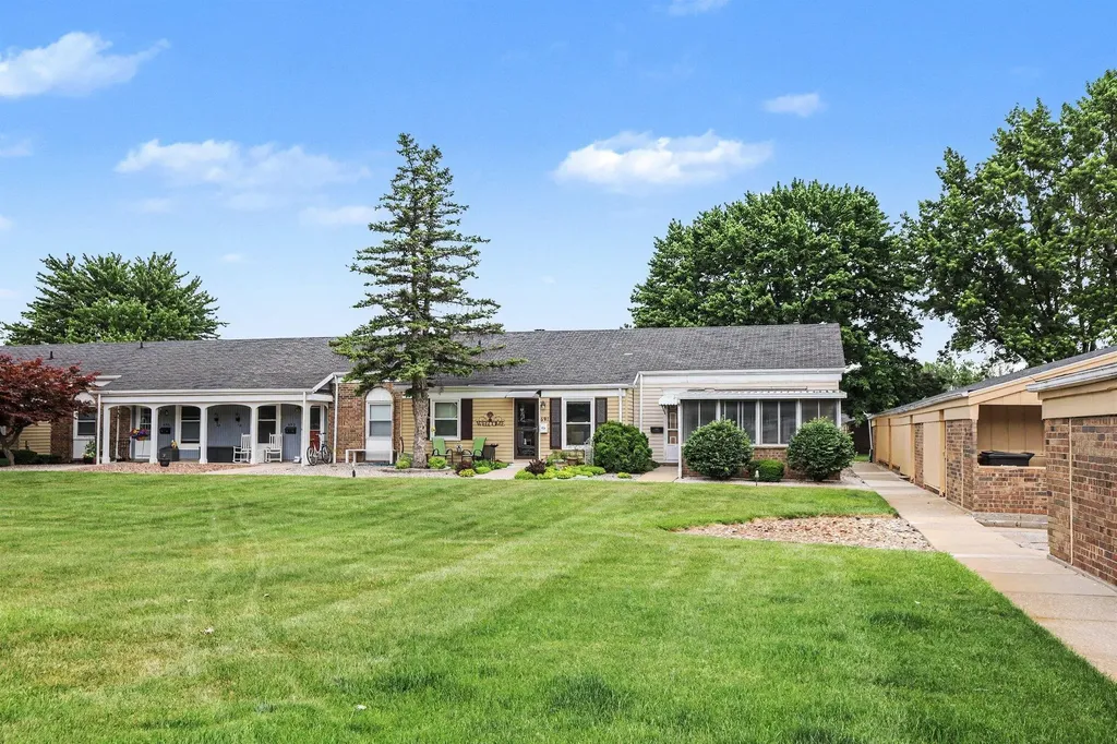 689 Carriage Lane Georgetown Charter Township MI 49428