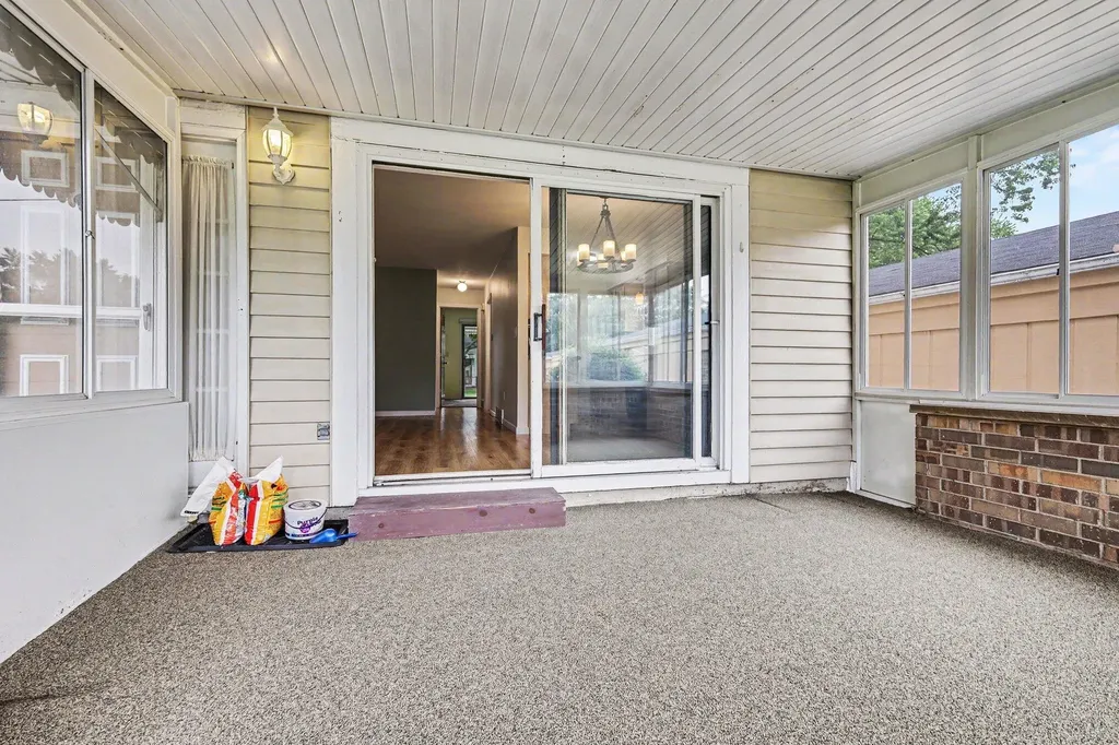 689 Carriage Lane Georgetown Charter Township MI 49428