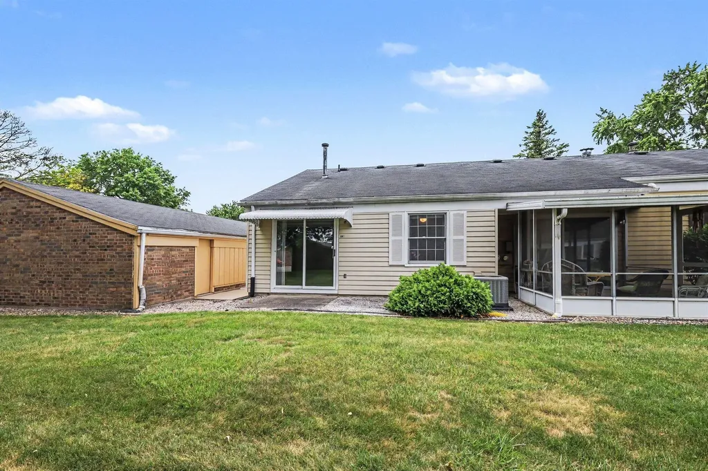 689 Carriage Lane Georgetown Charter Township MI 49428