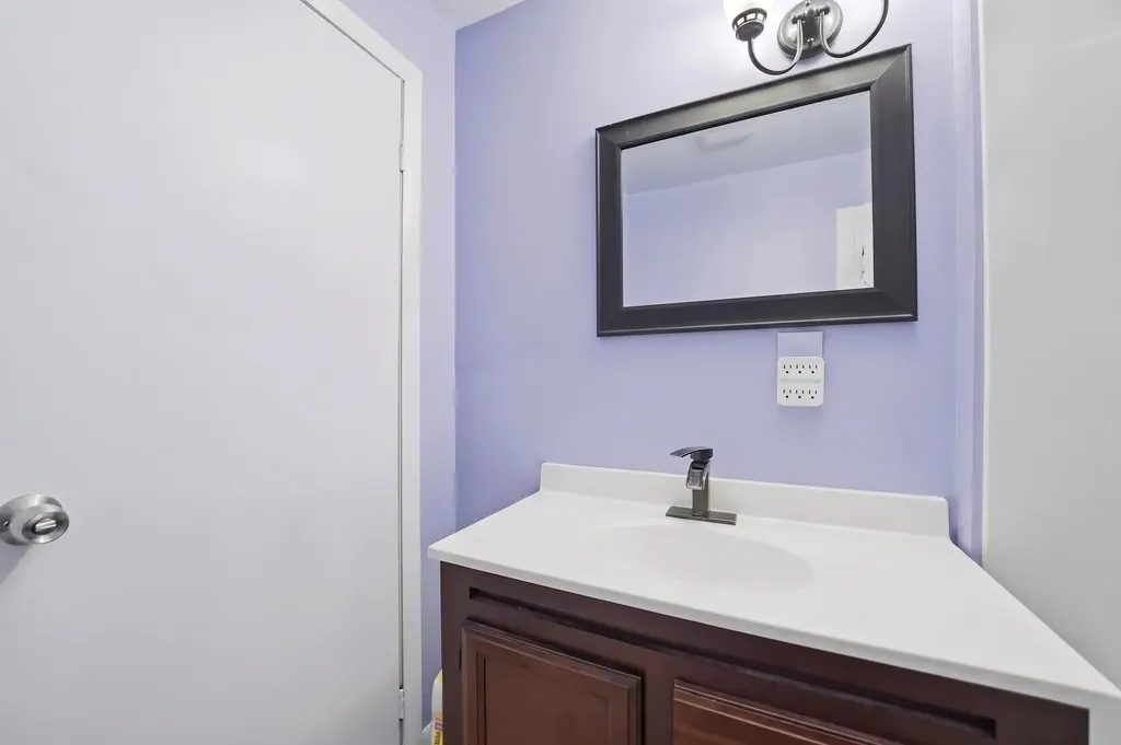 1481 Canterbury Avenue Norton Shores City MI 49444