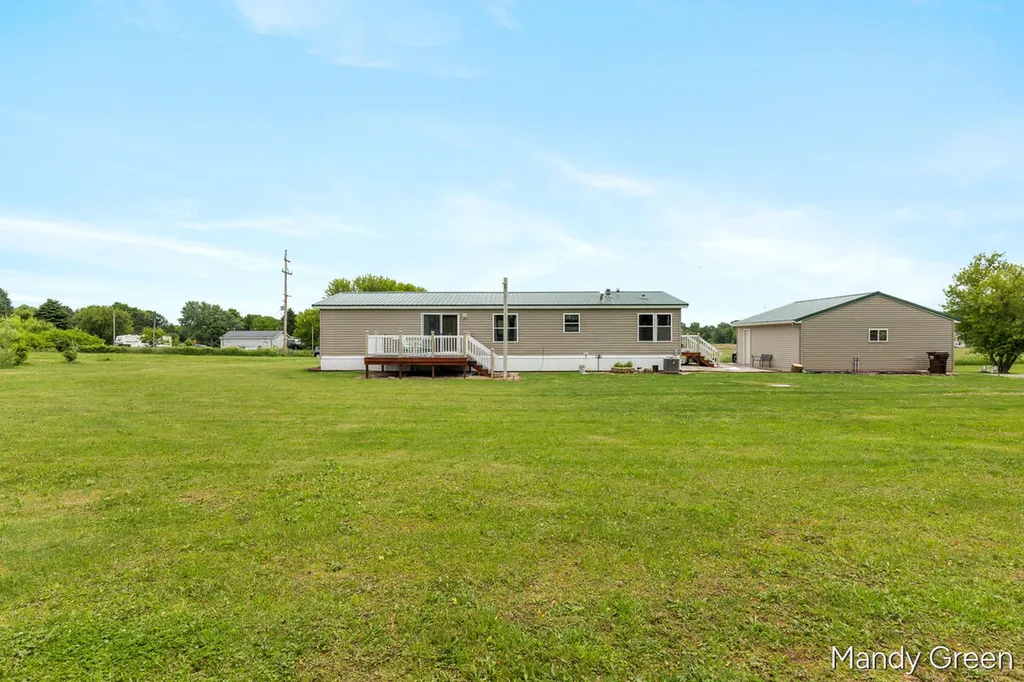 1007 Dildine Road Easton Township MI 48846
