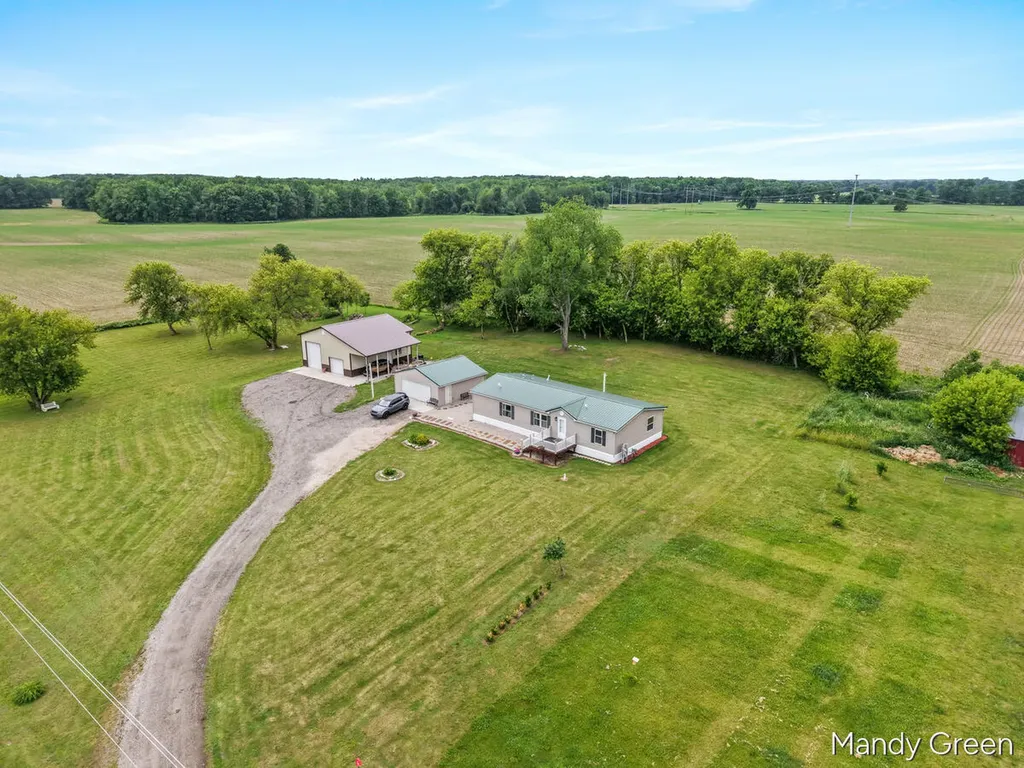 1007 Dildine Road Easton Township MI 48846