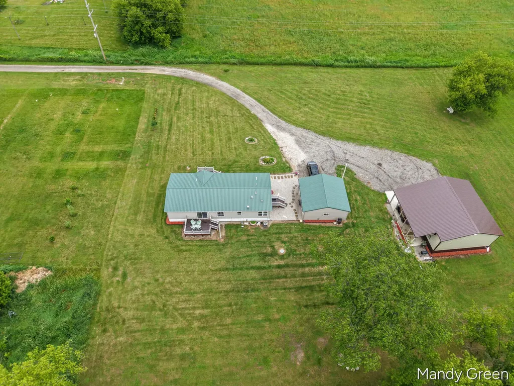 1007 Dildine Road Easton Township MI 48846