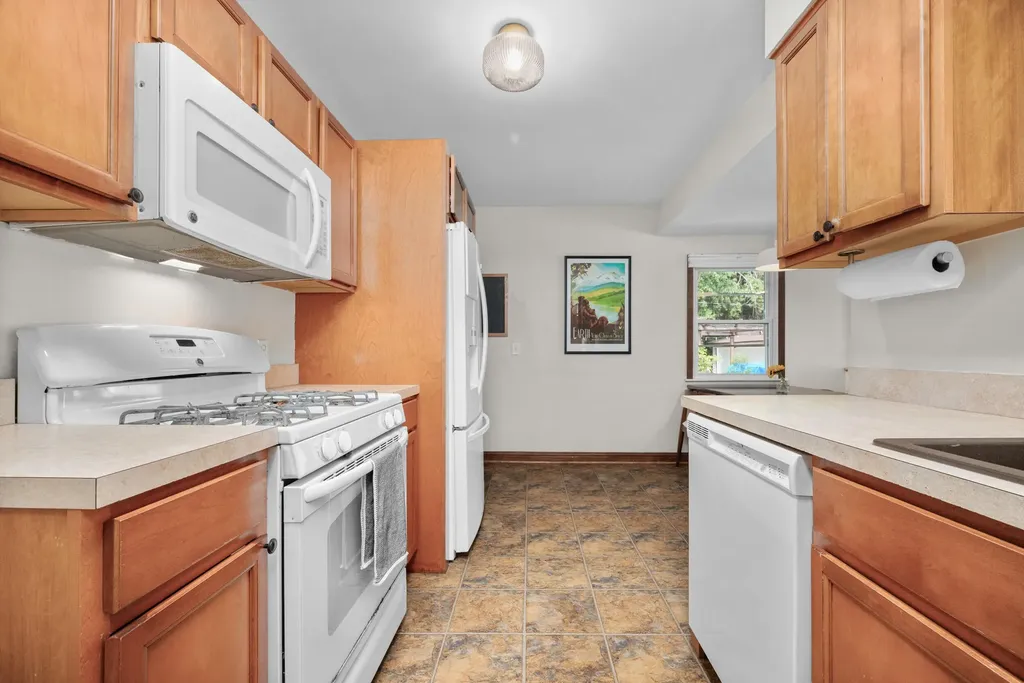 2053 Seventh Street NW Grand Rapids City MI 49504