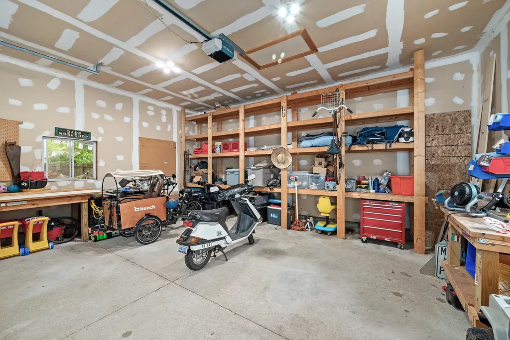 2053 Seventh Street NW Grand Rapids City MI 49504