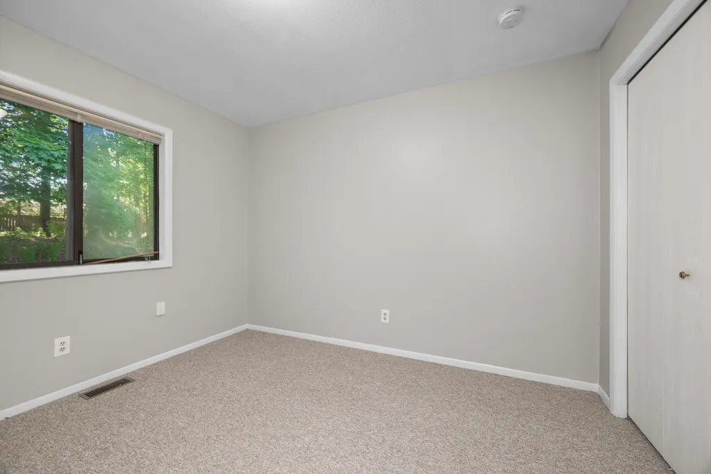 2967 Englewood Avenue SE Grand Rapids City MI 49508