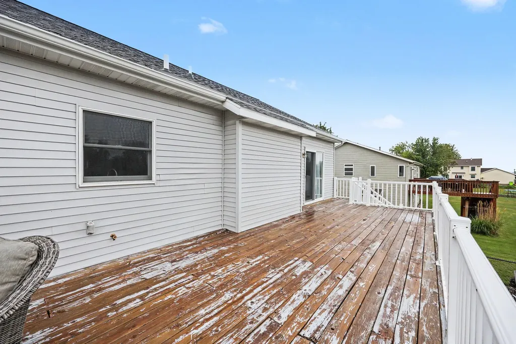 4656 Cinema Avenue NE Plainfield Charter Township MI 49525
