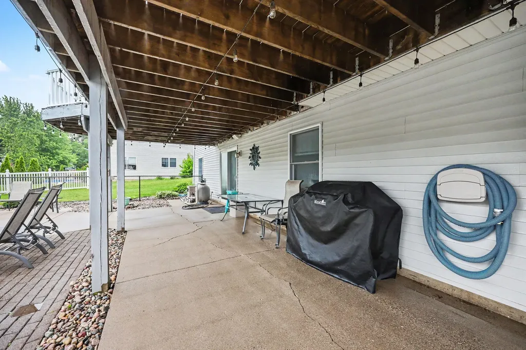 4656 Cinema Avenue NE Plainfield Charter Township MI 49525