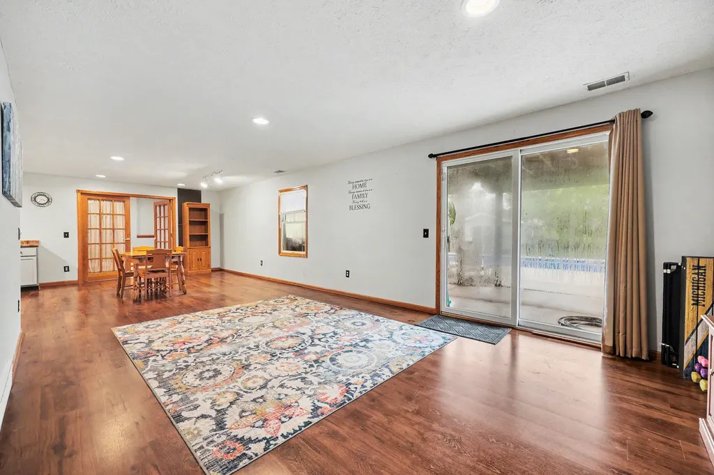 4656 Cinema Avenue NE Plainfield Charter Township MI 49525