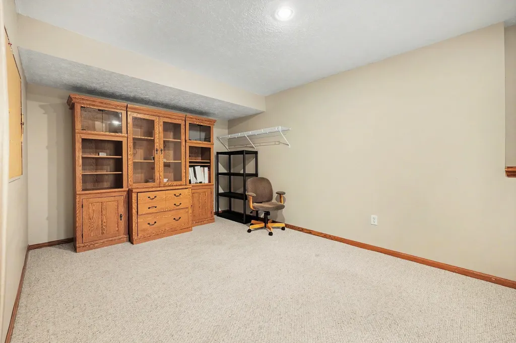 4656 Cinema Avenue NE Plainfield Charter Township MI 49525