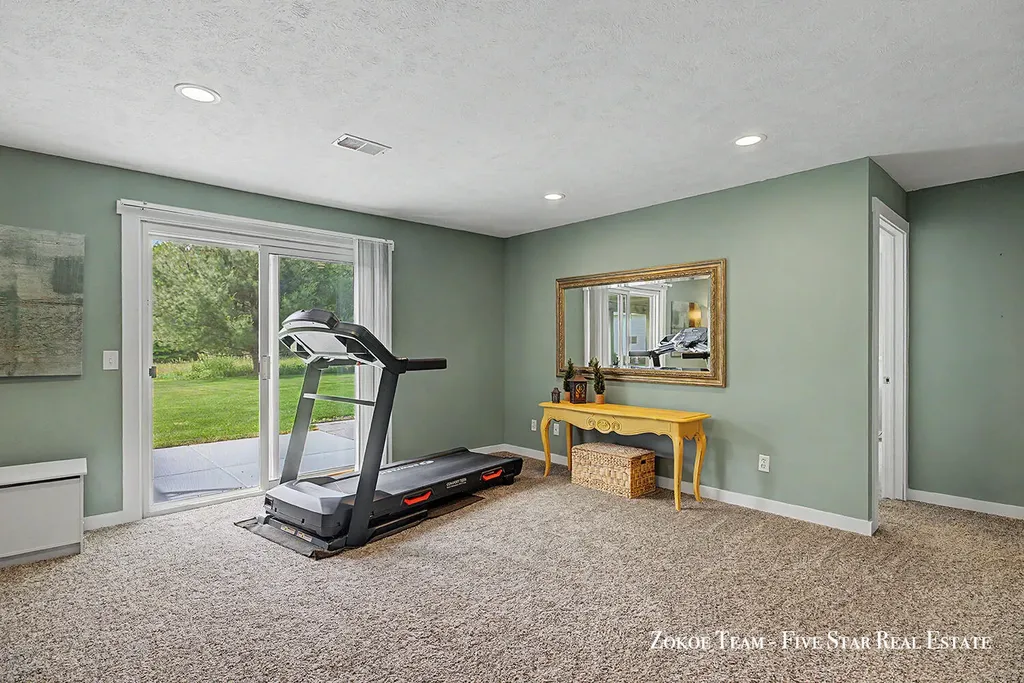 2130 Canterbury Lane Tallmadge Charter Township MI 49435