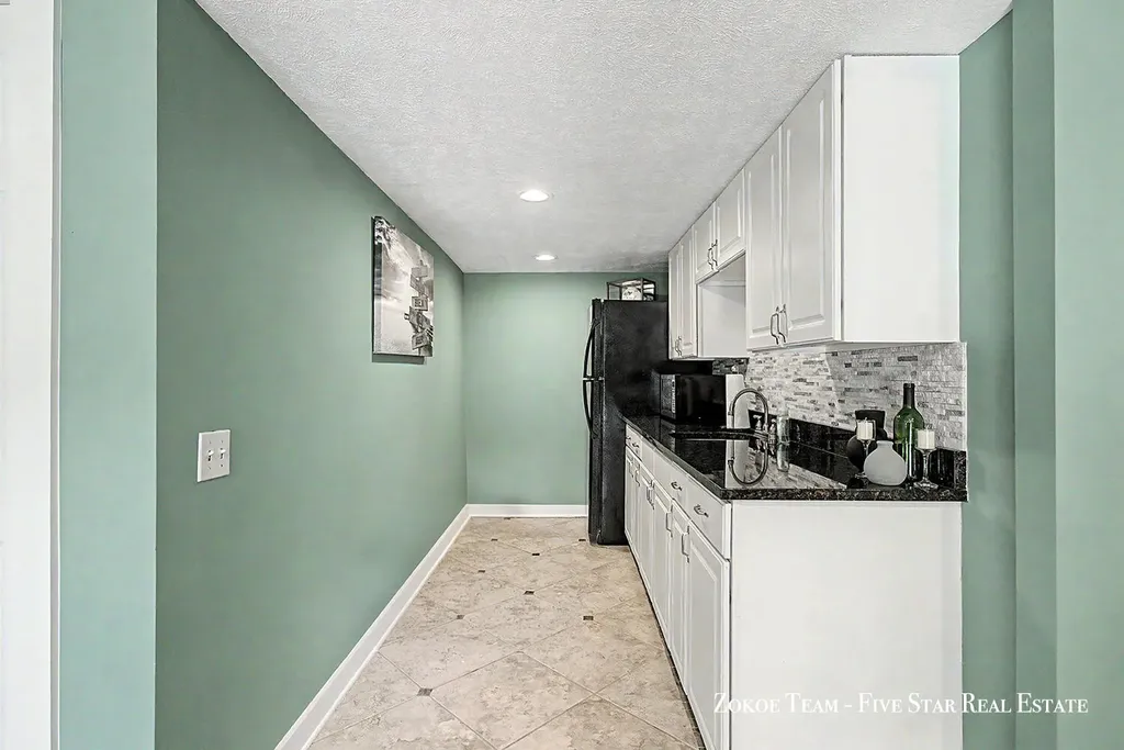 2130 Canterbury Lane Tallmadge Charter Township MI 49435