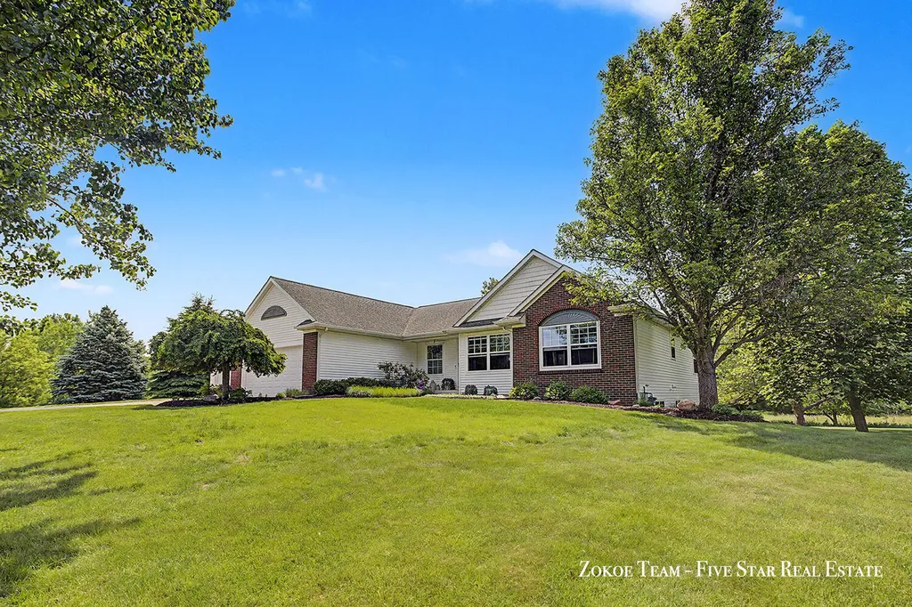 2130 Canterbury Lane Tallmadge Charter Township MI 49435