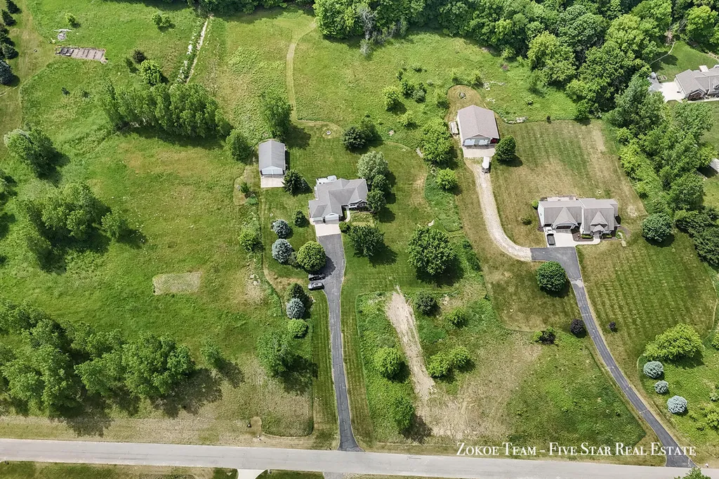 2130 Canterbury Lane Tallmadge Charter Township MI 49435