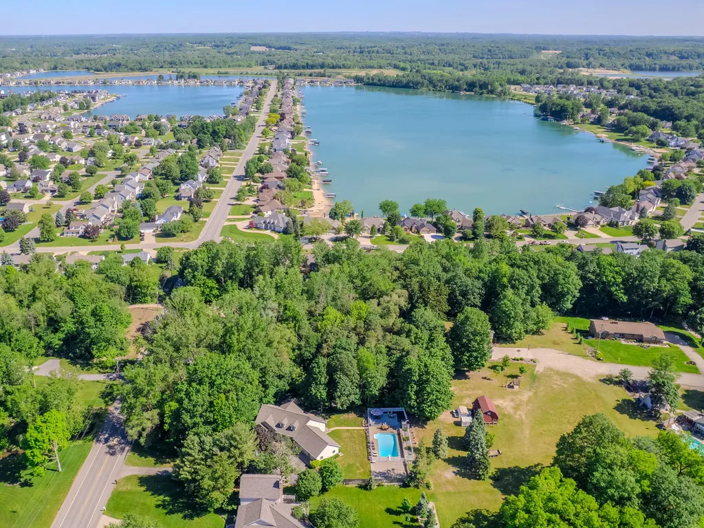 8484 24th Avenue Georgetown Charter Township MI 49428