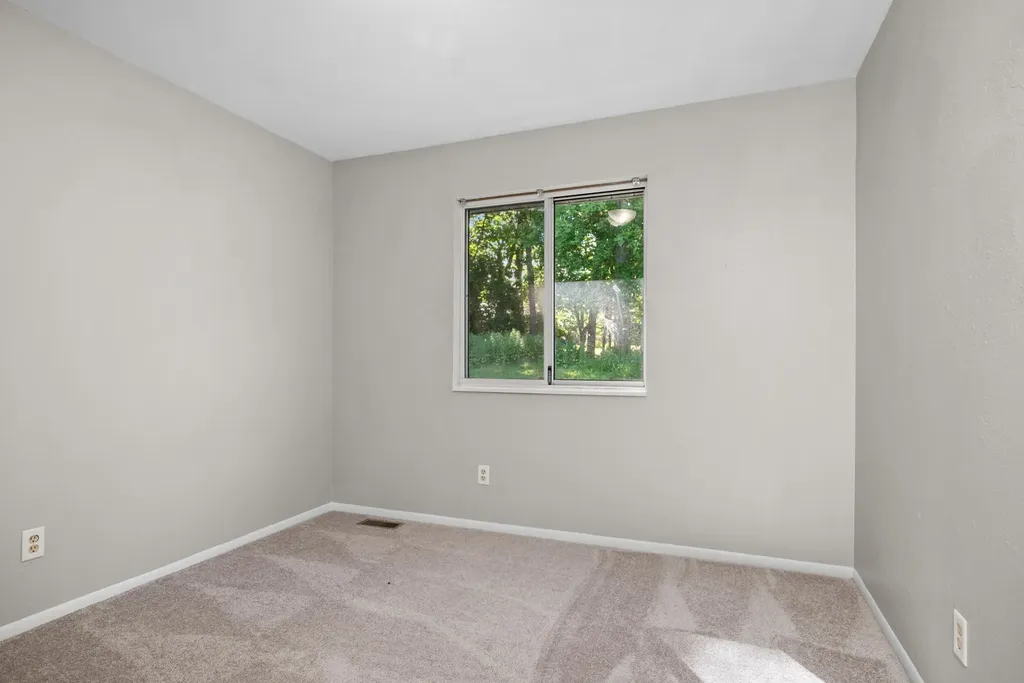 2955 Englewood Avenue SE Grand Rapids City MI 49508