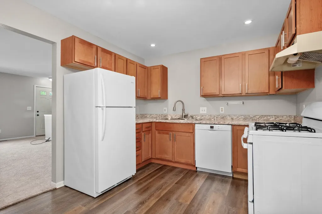 2955 Englewood Avenue SE Grand Rapids City MI 49508