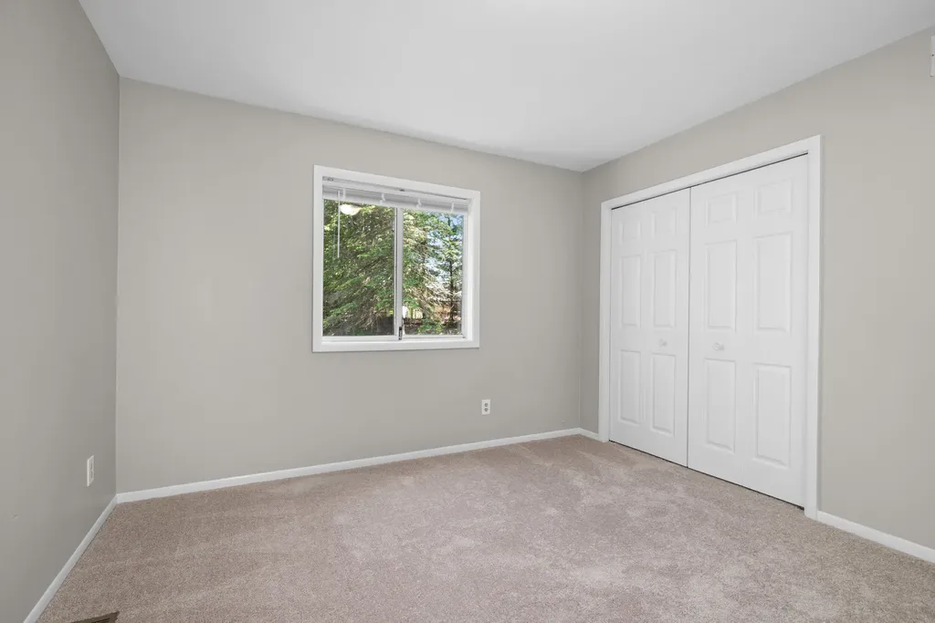 2977 Englewood Avenue SE Grand Rapids City MI 49508