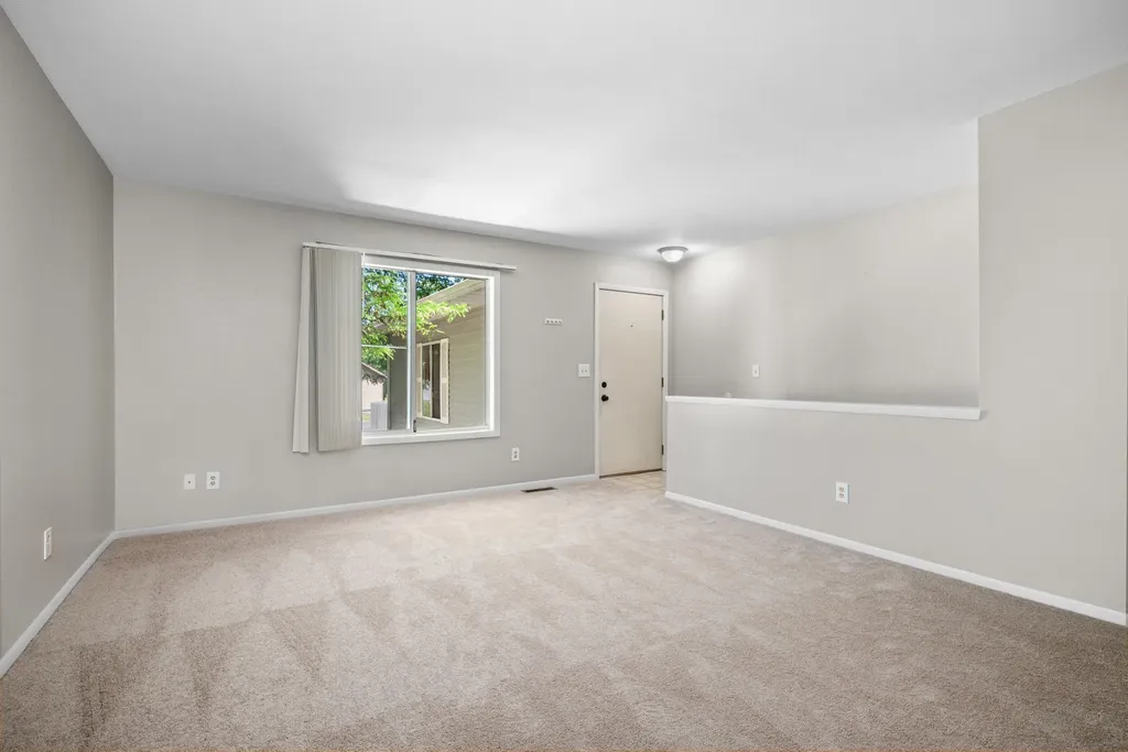 2977 Englewood Avenue SE Grand Rapids City MI 49508