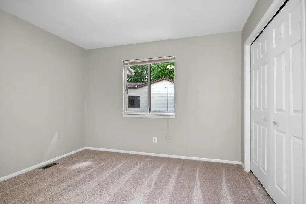 2957 Englewood Avenue SE Grand Rapids City MI 49508