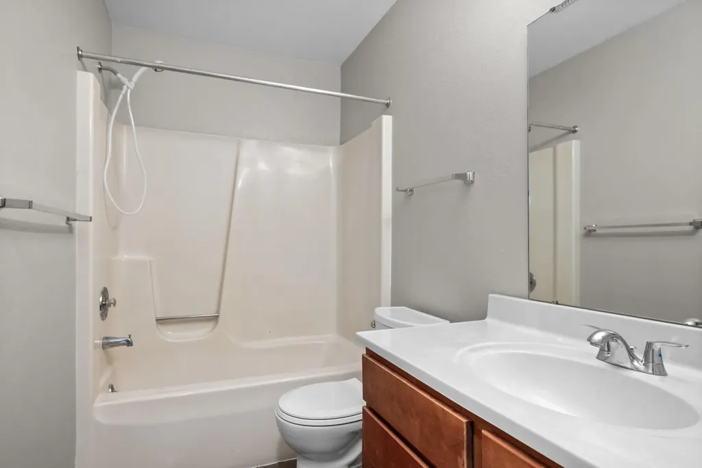 2957 Englewood Avenue SE Grand Rapids City MI 49508