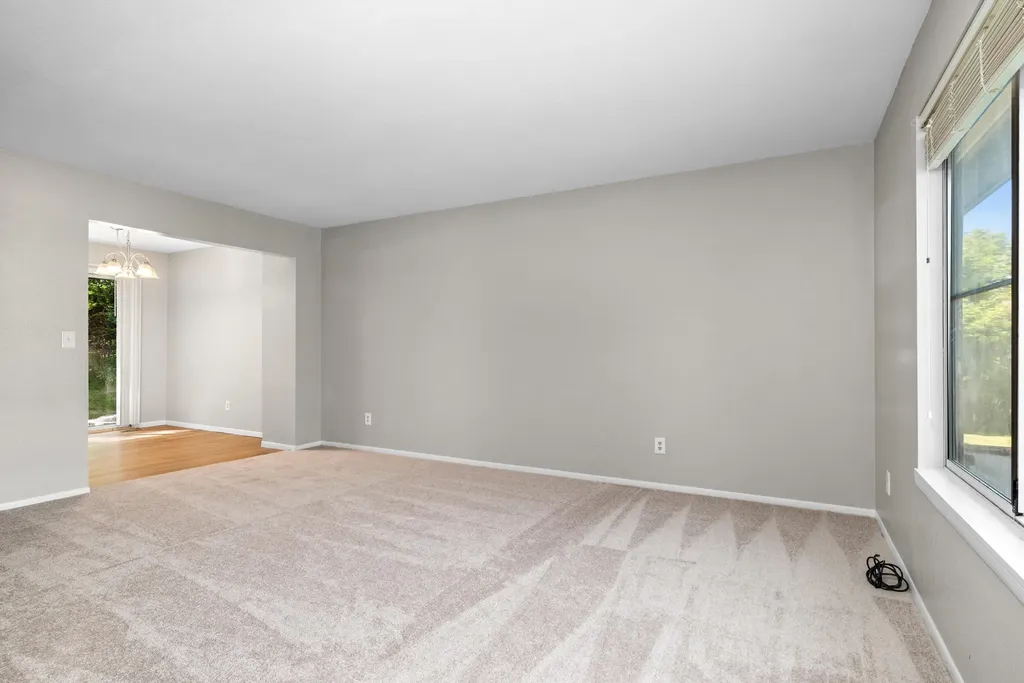 2957 Englewood Avenue SE Grand Rapids City MI 49508