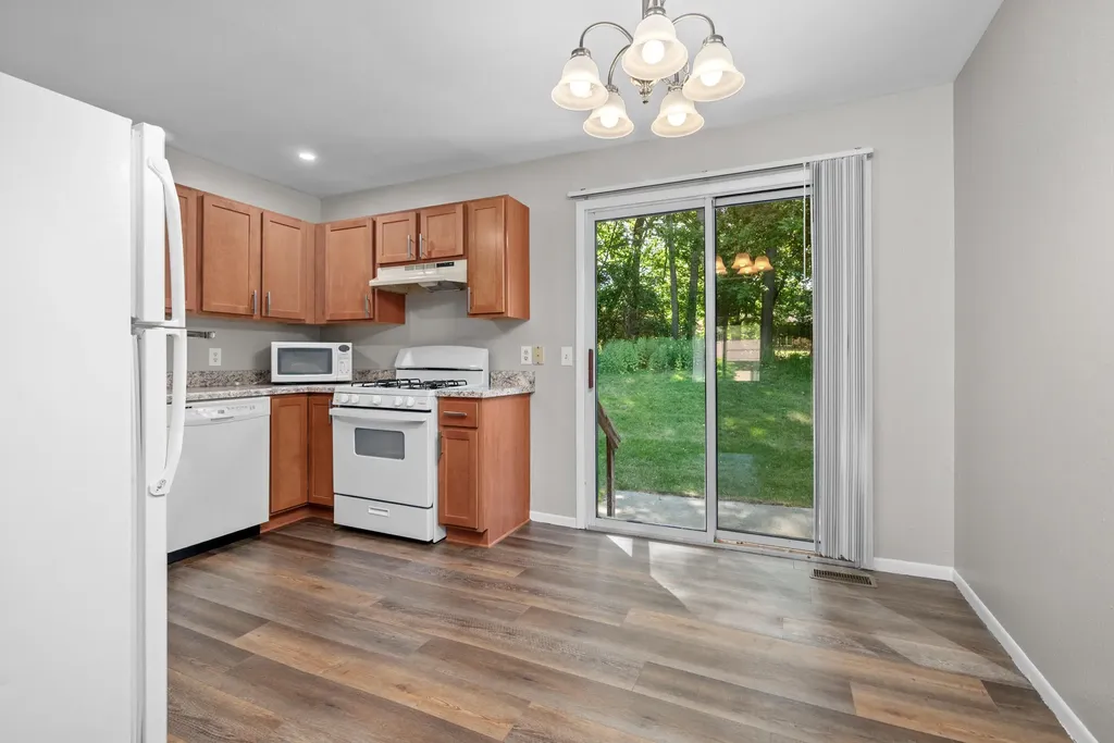 2957 Englewood Avenue SE Grand Rapids City MI 49508