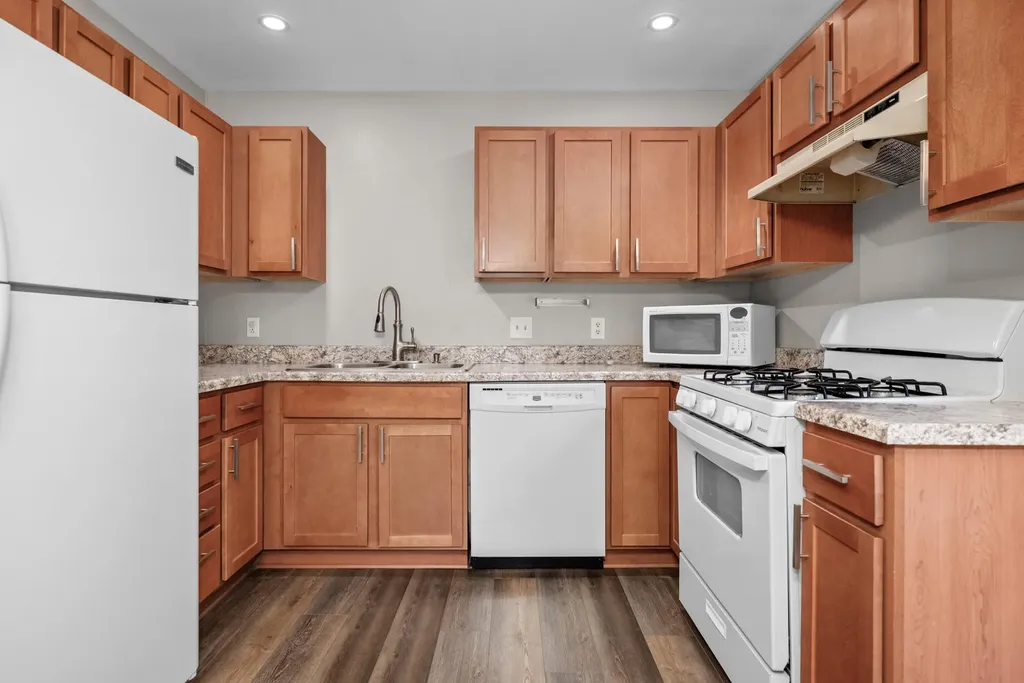 2957 Englewood Avenue SE Grand Rapids City MI 49508