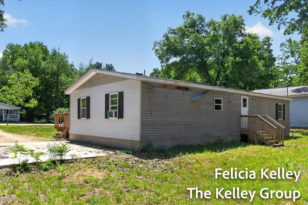 17158 Seneca Court Winfield Township MI 49329