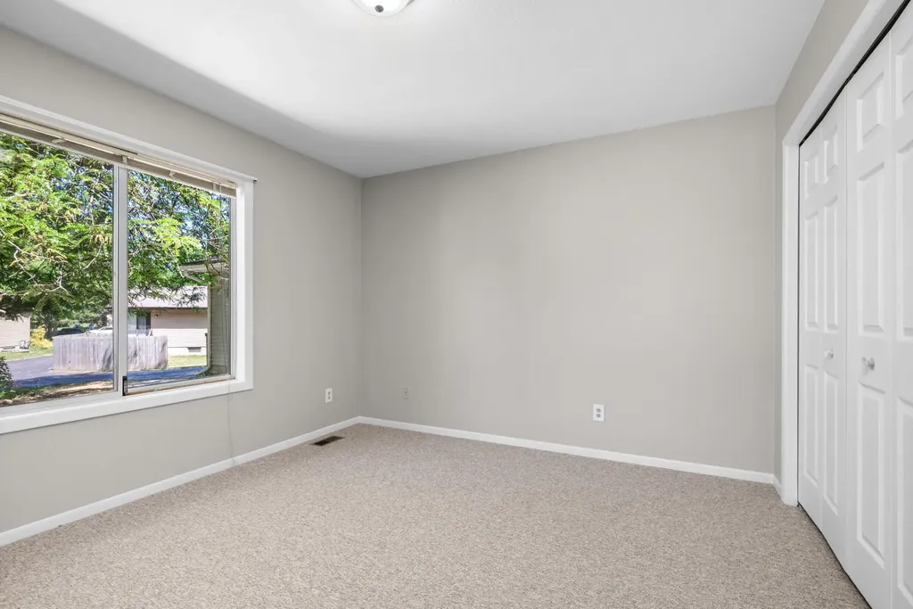 2975 Englewood Avenue SE Grand Rapids City MI 49508