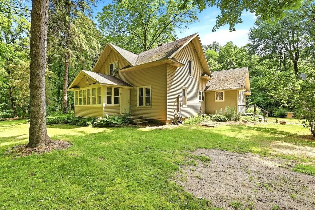 2351 Cook Road Hastings Charter Township MI 49058