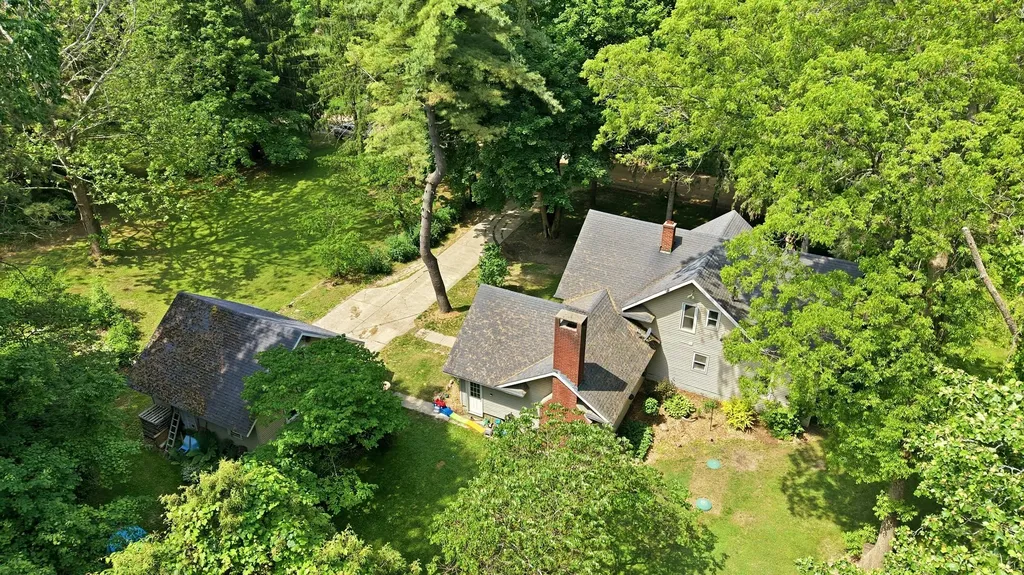 2351 Cook Road Hastings Charter Township MI 49058