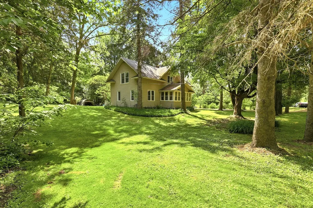 2351 Cook Road Hastings Charter Township MI 49058