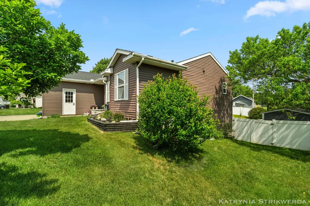 1127 Mulligan Court SW Wyoming City MI 49509