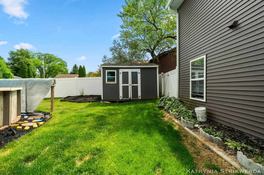 1127 Mulligan Court SW Wyoming City MI 49509