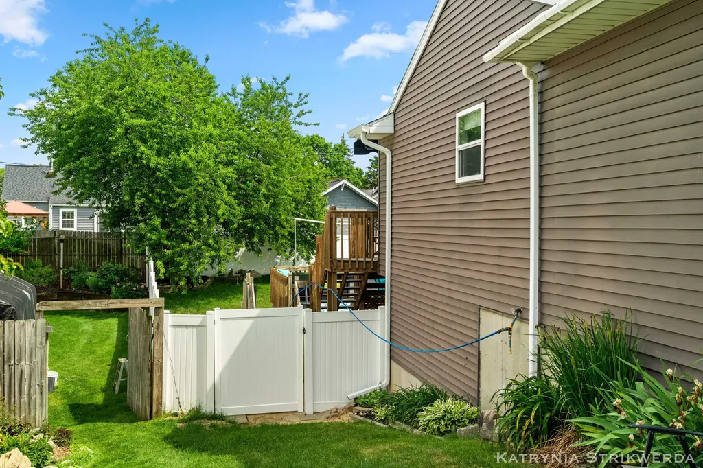 1127 Mulligan Court SW Wyoming City MI 49509