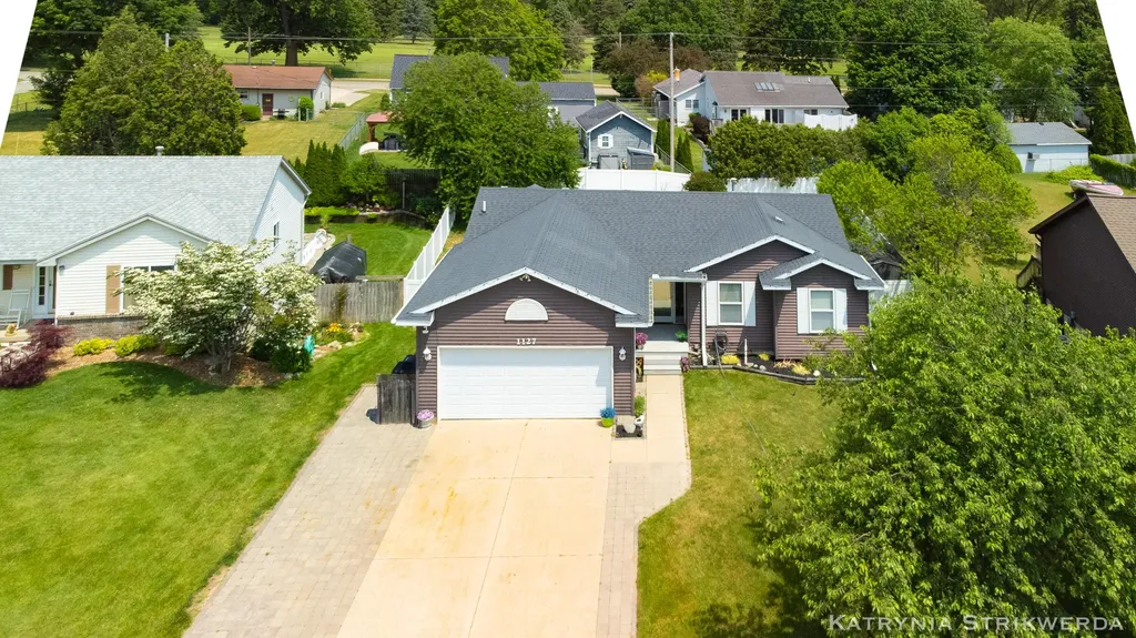 1127 Mulligan Court SW Wyoming City MI 49509