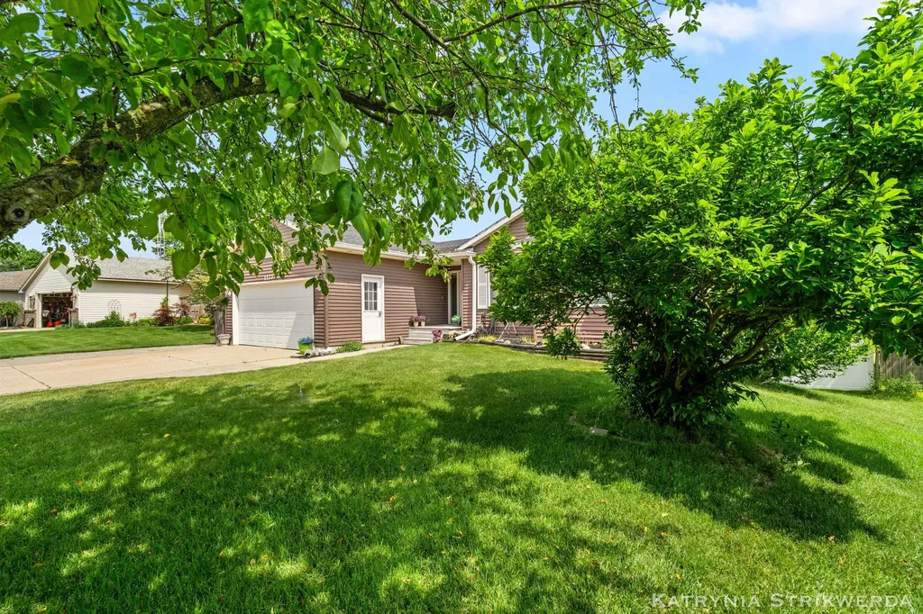 1127 Mulligan Court SW Wyoming City MI 49509