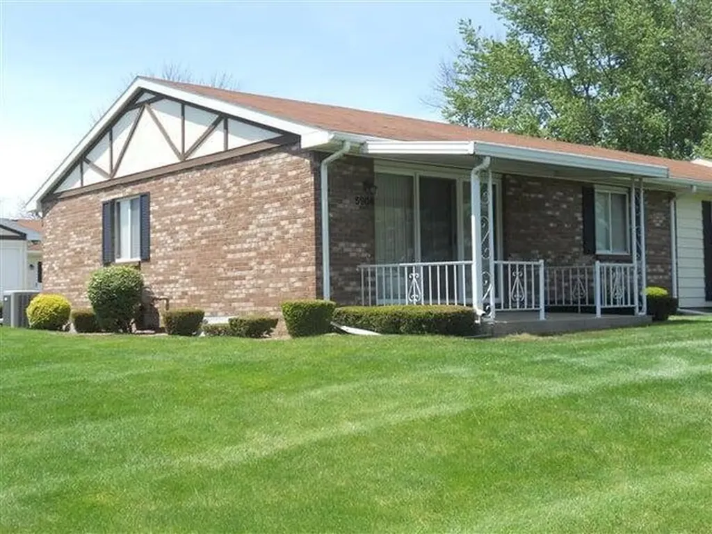 5908 Leisure South Drive SE Kentwood City MI 49548