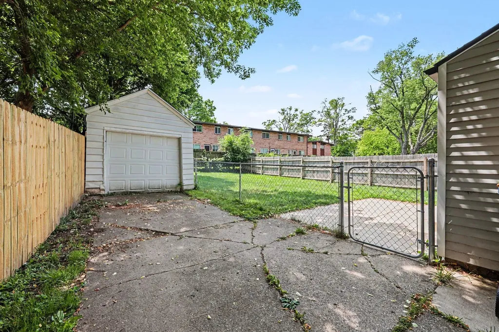 840 Spencer Street NE Grand Rapids City MI 49505