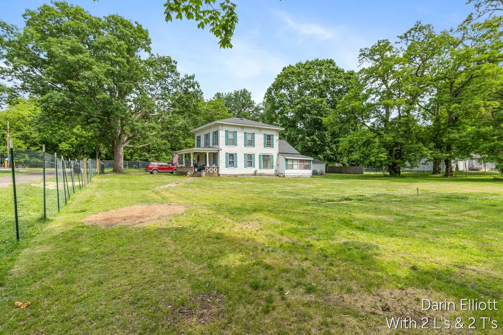 925 E Isham Street Unknown City MI 48851