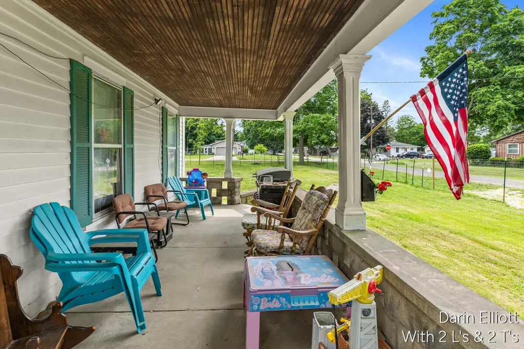 925 E Isham Street Unknown City MI 48851