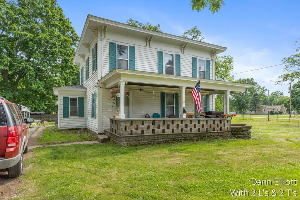 925 E Isham Street Unknown City MI 48851