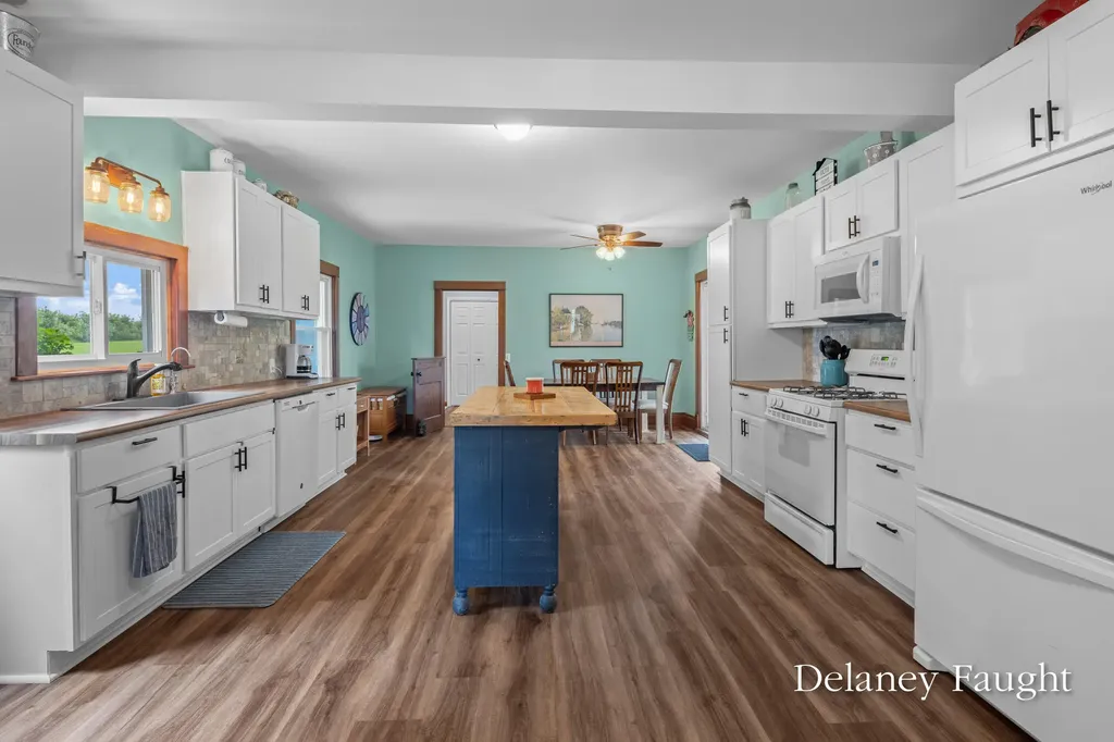 3460 13 Mile Road NW Sparta Township MI 49345