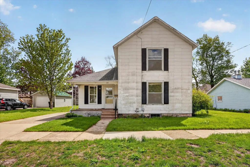 124 Washington Street Sparta Township MI 49345
