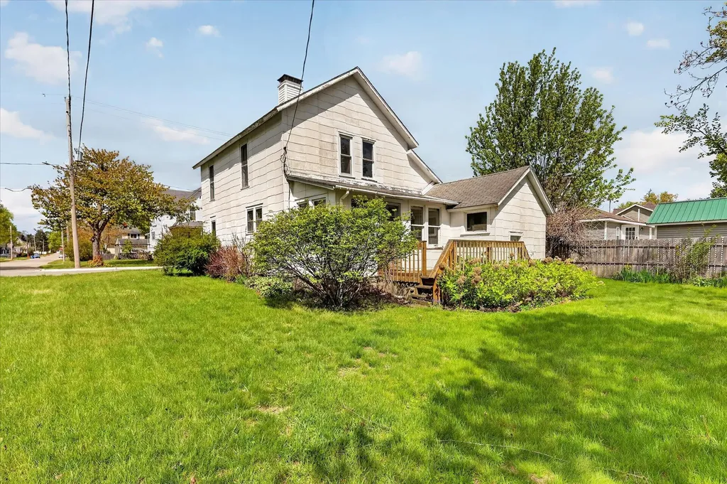 124 Washington Street Sparta Township MI 49345