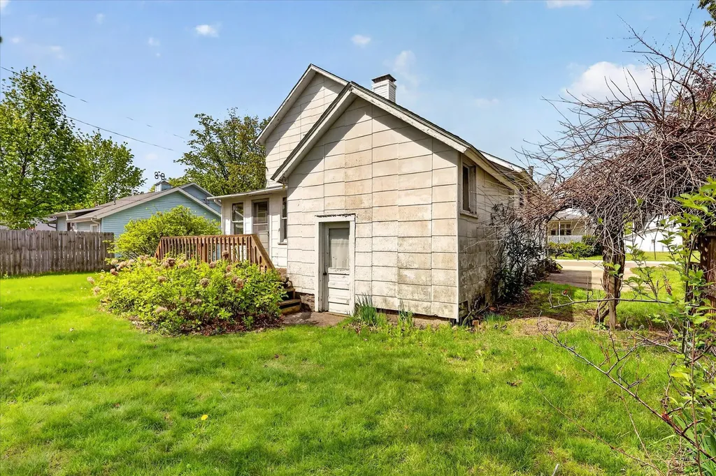 124 Washington Street Sparta Township MI 49345